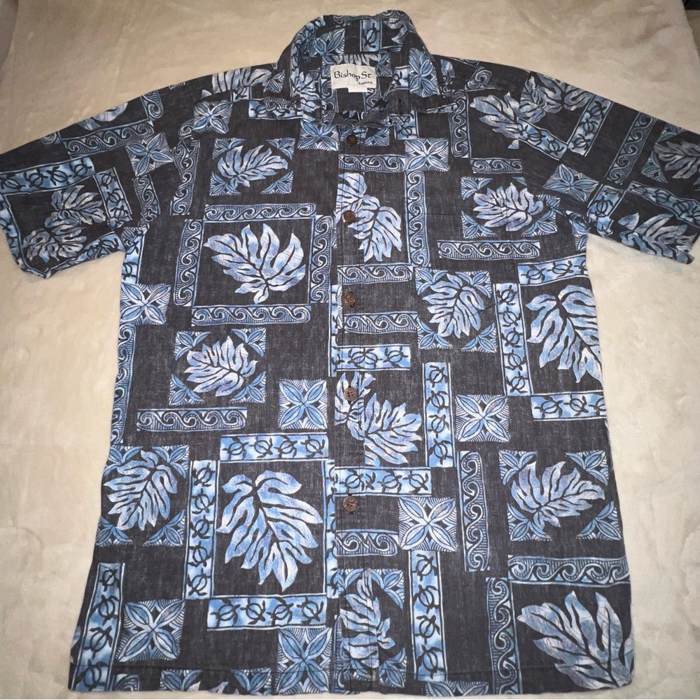 Bishop Street Hawaiian Shirt Mens Size Small tapa aloha brown blue luau vacation